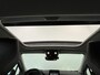 Renault Captur 1.3 TCe 155 EDC Initiale Paris | Trekhaak | Panoramadak | Leder | Navigatie 9,3" | Climate Control | Cruise Control | Lichtmetalen velgen 18" | Apple Carplay/Android Auto