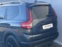 Dacia Jogger 1.0 TCe 110 Extreme 7p. / Zeven persoons / Trekhaak 1.200 kg / Navigatie / Stoelverwarming / Achteruitrijcamera / Dode hoek detectie  / Apple Carplay Android / 16" LM wielen /