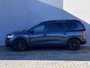 Dacia Jogger 1.0 TCe 110 Extreme 7p. / Zeven persoons / Trekhaak 1.200 kg / Navigatie / Stoelverwarming / Achteruitrijcamera / Dode hoek detectie  / Apple Carplay Android / 16" LM wielen /