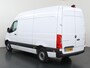 Mercedes-Benz Sprinter 317 CDI | L2 H2 | Pro | Aut. | 3500 KG AHW | Apple Carplay / Android Auto | Parkeercamera | Airco | Stoelverwarming | Keyless Go | Certified