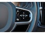 Volvo V90 Cross Country T5 AWD Pro - IntelliSafe Assist & Surround - 360º Camera - Harman/Kardon audio - Adaptieve LED koplampen - Verwarmde voorstoelen, stuur & achterbank - Parkeersensoren voor & achter - Elektr. bedienb. voorstoelen met geheugen - Nappa Lederen bekleding - Standkachel - Extra getint glas - 19' LMV