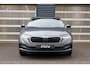 Skoda Octavia Combi 1.0 TSI 110pk Ambition | RIJKLAAR! | Navigatie | Parkeersensoren Voor / Achter | Cruise Control | LED Verlichting | Climate Control