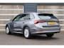 Skoda Octavia Combi 1.0 TSI 110pk Ambition | RIJKLAAR! | Navigatie | Parkeersensoren Voor / Achter | Cruise Control | LED Verlichting | Climate Control