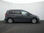 Volkswagen Touran 7 pers. 1.5 TSI 150 pk DSG Highline / R-Line | Trekhaak | Achteruitrijcamera | Navigatie | Stoelverwarming | Adaptive Cruise