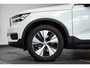 Volvo XC40 T4 Momentum Pro | 1ste Eigenaar | Dealeronderhouden | Semi Electrische Wegklapbare Trekhaak | 18'' Lichtmetalen Velgen | Parkeerverwarming | Parkeersensoren