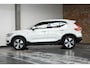 Volvo XC40 T4 Momentum Pro | 1ste Eigenaar | Dealeronderhouden | Semi Electrische Wegklapbare Trekhaak | 18'' Lichtmetalen Velgen | Parkeerverwarming | Parkeersensoren