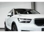 Volvo XC40 T4 Momentum Pro | 1ste Eigenaar | Dealeronderhouden | Semi Electrische Wegklapbare Trekhaak | 18'' Lichtmetalen Velgen | Parkeerverwarming | Parkeersensoren