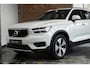 Volvo XC40 T4 Momentum Pro | 1ste Eigenaar | Dealeronderhouden | Semi Electrische Wegklapbare Trekhaak | 18'' Lichtmetalen Velgen | Parkeerverwarming | Parkeersensoren
