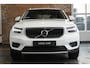 Volvo XC40 T4 Momentum Pro | 1ste Eigenaar | Dealeronderhouden | Semi Electrische Wegklapbare Trekhaak | 18'' Lichtmetalen Velgen | Parkeerverwarming | Parkeersensoren