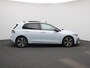 Volkswagen Golf 1.5 eHybrid GTE | Automaat | Panoramadak | Navigatie | Apple Carplay / Android Auto | Trekhaak Inklapbaar | Digital Cockpit | Advanced Keyless | Heads-up Display | Stoel- Stuurverwarming | Lichtmetalen Velgen |