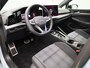 Volkswagen Golf 1.5 eHybrid GTE | Automaat | Panoramadak | Navigatie | Apple Carplay / Android Auto | Trekhaak Inklapbaar | Digital Cockpit | Advanced Keyless | Heads-up Display | Stoel- Stuurverwarming | Lichtmetalen Velgen |