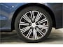 Volvo V60 2.0 B4 MHEV 145kW/197pk Aut8 Inscription ADAPT.CRUISE + NAVI SENSUS + DRIVE MODES + PILOT ASSIST + AFN.TREKHAAK + CAMERA + BLIS + LANE ASSIST + STOELVERWARMING + KEYLESS ENTRY&GO + MATRIX LED + PARKSENSOREN V&A + 18" LM-VELGEN!!