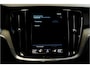 Volvo V60 2.0 B4 MHEV 145kW/197pk Aut8 Inscription ADAPT.CRUISE + NAVI SENSUS + DRIVE MODES + PILOT ASSIST + AFN.TREKHAAK + CAMERA + BLIS + LANE ASSIST + STOELVERWARMING + KEYLESS ENTRY&GO + MATRIX LED + PARKSENSOREN V&A + 18" LM-VELGEN!!