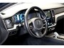 Volvo V60 2.0 B4 MHEV 145kW/197pk Aut8 Inscription ADAPT.CRUISE + NAVI SENSUS + DRIVE MODES + PILOT ASSIST + AFN.TREKHAAK + CAMERA + BLIS + LANE ASSIST + STOELVERWARMING + KEYLESS ENTRY&GO + MATRIX LED + PARKSENSOREN V&A + 18" LM-VELGEN!!
