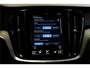 Volvo V60 2.0 B4 MHEV 145kW/197pk Aut8 Inscription ADAPT.CRUISE + NAVI SENSUS + DRIVE MODES + PILOT ASSIST + AFN.TREKHAAK + CAMERA + BLIS + LANE ASSIST + STOELVERWARMING + KEYLESS ENTRY&GO + MATRIX LED + PARKSENSOREN V&A + 18" LM-VELGEN!!