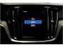 Volvo V60 2.0 B4 MHEV 145kW/197pk Aut8 Inscription ADAPT.CRUISE + NAVI SENSUS + DRIVE MODES + PILOT ASSIST + AFN.TREKHAAK + CAMERA + BLIS + LANE ASSIST + STOELVERWARMING + KEYLESS ENTRY&GO + MATRIX LED + PARKSENSOREN V&A + 18" LM-VELGEN!!