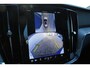 Volvo V60 T6 Plug-in hybrid AWD Plus Dark | Verwarmbare Voorstoelen, Stuurwiel en Achterbank | Semi-Elektrische Trekhaak | Verwarmbare Voorruit | Premium Audio by Harman Kardon | 360-Camera