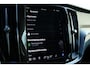Volvo V60 T6 Plug-in hybrid AWD Plus Dark | Verwarmbare Voorstoelen, Stuurwiel en Achterbank | Semi-Elektrische Trekhaak | Verwarmbare Voorruit | Premium Audio by Harman Kardon | 360-Camera