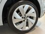 Volkswagen Golf 1.5 eTSI Life Edition | VOORRAAD DIRECT LEVERBAAR  | Automaat | 17 inch velgen | Parkeersensoren | Achteruitrijcamera | IQ.Light | Keyless entry | 360 graden camera | Side Assist |