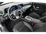 Mercedes-Benz A-klasse 250 e AMG Night PHEV 218 pk | Trekhaak | Camera | Stl. verw. | Sfeerverl. | Dodehoek |