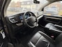Peugeot e-Traveller Long 75 kWh | 8 Persoons | tot 348km WLTP | Lederen bekleding | Stoelverwarming | Achteruitrijcamera | Navigatie | Dubbele schuifdeur |