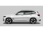 BMW iX3 High Executive 80 kWh Head up - Comfort Access - Parking Assistant Plus - Driving Assistant Professional - Getinte/Geluiddempende Ruiten - Harman Kardon - Elektrisch verwarmde voorstoelen - Sportstoelen -