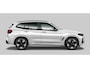 BMW iX3 High Executive 80 kWh Head up - Comfort Access - Parking Assistant Plus - Driving Assistant Professional - Getinte/Geluiddempende Ruiten - Harman Kardon - Elektrisch verwarmde voorstoelen - Sportstoelen -