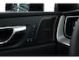 Volvo XC60 T8 Plug-in hybrid Ultra Black Edition | Facelift | Pano | HUD | Harman Kardon | Memory Seats | Pilot Assist | 360cam