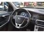 Volvo V60 T6 AWD 305PK Automaat R-Design | 6 Cilinder | Trekhaak | Xenon | Premium Sound | 18"LMV | Stoelverwarming