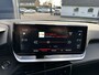 Peugeot 2008 1.2 Turbo GT 130 PK Automaat | 1e eigenaar | Stoelverwarming | Full Map Navigatie | Apple Carplay | Trekhaak | Full Led Koplampen | Keyless Entry | Parkeersensoren Rondom | Parelmoer Wit Metallic.