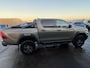 Toyota Hilux 2.8 D-4D Double Cab Invincible Automaat Nieuw geleverd, incl. o.a.: De laadbak is gecoat, trekhaak 13plg, stoelverwarming, achteruitrij camera, keyless, navigatie, Apple CarPlay/Android Auto, JBL Audio, NL-auto, boekjes compleet, 265/65R18 banden CST AT318 Sahara 4X4 terreinbanden