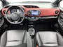 Toyota Yaris 1.5 Hybrid Bi-Tone | Navigatie | Leder |