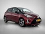 Toyota Yaris 1.5 Hybrid Bi-Tone | Navigatie | Leder |