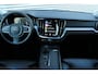 Volvo V60 B3 Momentum Advantage | Stoel- en Stuurverwarming | Cruise Control | Leer | Achteruitrij Camera | Apple Carplay/Android Auto | Elektrisch Verstelbare Lendensteunen