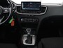 Kia Ceed 1.4 T-GDi DynamicLine | Automaat | Camera | Trekhaak | Carplay | Navigatie | Climate control | DAB | Cruise control | Parkeerhulp