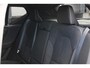 Volvo XC40 B4 Automaat Plus Black Edition | Verwarmbare voorstoelen | Verwarmbaar stuurwiel | Premium audio by Harman Kardon | Panoramadak | Verwarmbaar voorruit | Rondom zichtcamera | 20 inch Lichtmetalen velgen | Alarmklasse 3