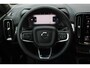 Volvo XC40 B4 Automaat Plus Black Edition | Verwarmbare voorstoelen | Verwarmbaar stuurwiel | Premium audio by Harman Kardon | Panoramadak | Rondom zichtcamera | Verwarmbare voorruit | 20 inch Lichtmetalen velgen | Alarmklasse 3