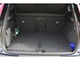 Volvo XC40 B4 Automaat Plus Black Edition | Verwarmbare voorstoelen | Verwarmbaar stuurwiel | Premium audio by Harman Kardon | Panoramadak | Rondom zichtcamera | Verwarmbare voorruit | 20 inch Lichtmetalen velgen | Alarmklasse 3