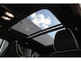 Volvo XC40 B4 Automaat Plus Black Edition | Verwarmbare voorstoelen | Verwarmbaar stuurwiel | Premium audio by Harman Kardon | Panoramadak | Rondom zichtcamera | Verwarmbare voorruit | 20 inch Lichtmetalen velgen | Alarmklasse 3