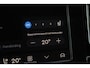 Volvo XC40 B4 Automaat Plus Black Edition | Verwarmbare voorstoelen | Verwarmbaar stuurwiel | Premium audio by Harman Kardon | Panoramadak | Rondom zichtcamera | Verwarmbare voorruit | 20 inch Lichtmetalen velgen | Alarmklasse 3