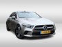 Mercedes-Benz A-klasse 200 Business Solution Luxury 1e-Eig. & Dealer-Onderh. BOVAG-Garantie. NL-Auto.