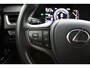Lexus UX 250h Preference Line | 18 Inch Lichtmetalen velgen | Privacy Glass | Blind Spot Monitor
