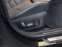 BMW 3-Serie Touring 330e Panoramadak / HUD / Leer / Stoelverwarming