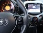 Toyota Aygo 1.0 VVT-i x-play Airco | Achteruitrijcamera | Licht Metalen velgen