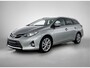 Toyota Auris Touring Sports 1.8 Hybrid Executive Limited | Panoramadak | Parkeersensoren V+A | Climate control | LM velgen |