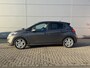 Peugeot 208 1.2 PureTech Signature | Apple Carplay/Android Auto | Parkeersensoren | Cruise Control