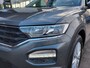 Volkswagen T-Roc 1.0 TSI 116pk Style Executive | Origineel NL | Navi | Clima | Adap.Cruise | Pdc V+A | Rijstrook+Licht+Regensensor | Privacy Glass | Mistlampen | 16''lm | Trekhaak