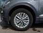 Volkswagen T-Roc 1.0 TSI 116pk Style Executive | Origineel NL | Navi | Clima | Adap.Cruise | Pdc V+A | Rijstrook+Licht+Regensensor | Privacy Glass | Mistlampen |  16''lm