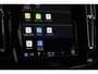 Volvo XC40 B4 Plus Dark | Verwarmbare Voorstoelen en Stuurwiel | Semi-Elektrische Trekhaak | Verwarmbare Voorruit | Premium Audio by Harman Kardon | Adaptieve Cruise Control | Park Assist