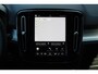 Volvo XC40 B4 Plus Black Edition Elektrisch Verstelbare Voorstoelen | Getint Glas Achter | 20 inch Lichtmetalen Velgen| Keyless | Elektrische Achterklep | Premium audio by Harman Kardon | Stoelverwarming | Stuurverwarming | Volvo UX Infotainment | Adaptieve Cruise Control | Pilot Assist | BLIS
